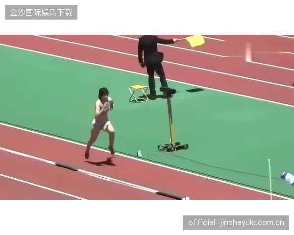 跳高赛场心理战：高度挑战与失败应对的训练法门